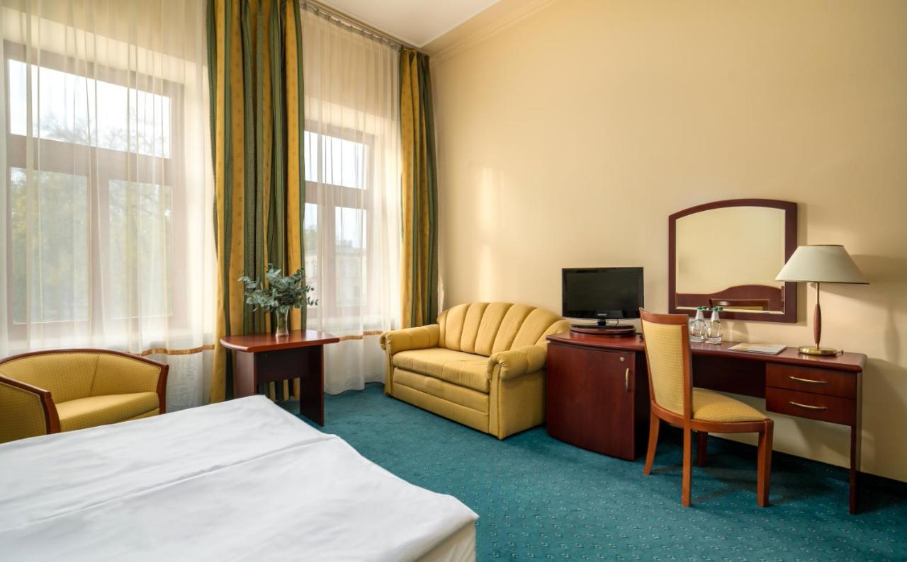 Hotel Palace Europa Lublin Exterior foto