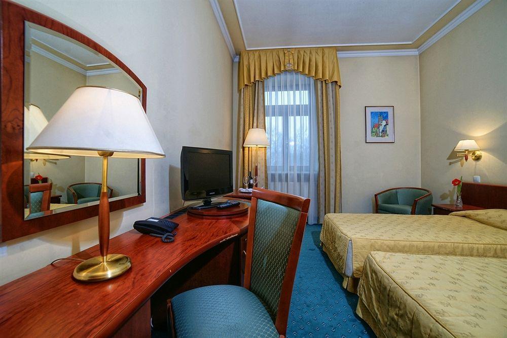 Hotel Palace Europa Lublin Exterior foto
