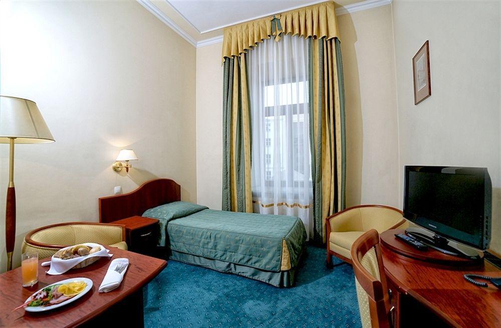 Hotel Palace Europa Lublin Exterior foto