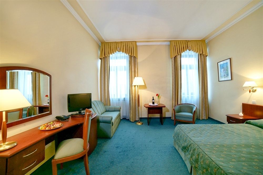 Hotel Palace Europa Lublin Exterior foto
